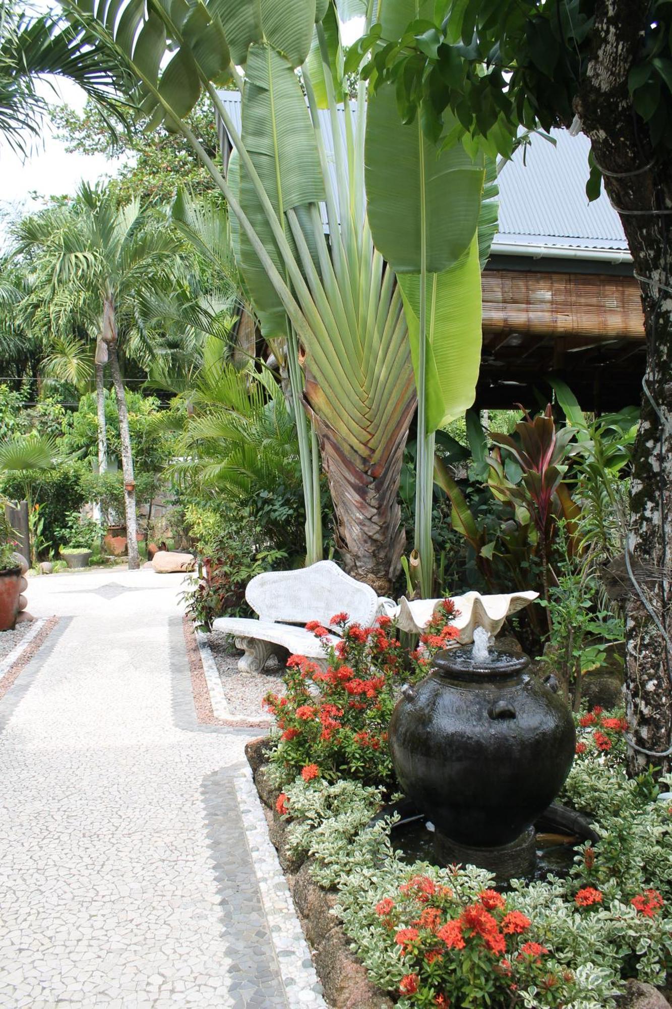 Hotel Chateau St Cloud La Digue Eksteriør billede
